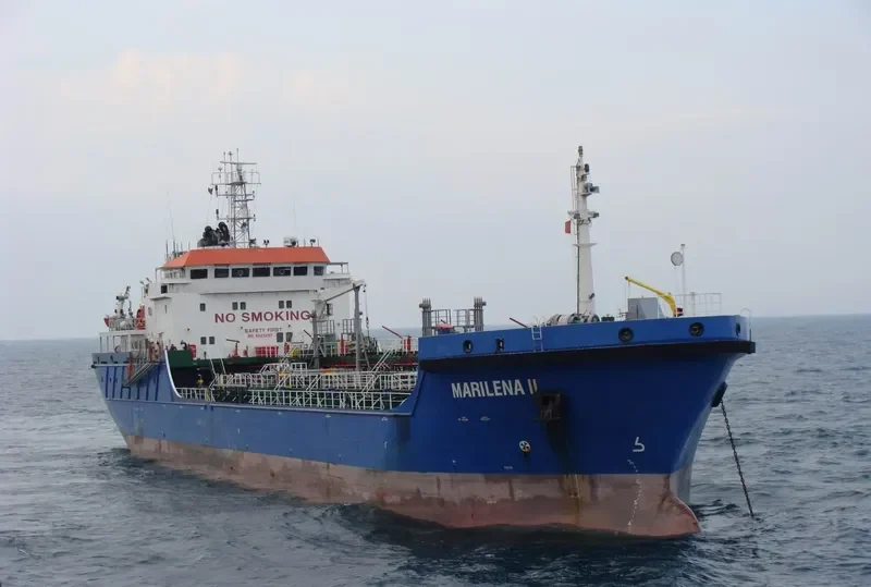 ADELIA Tanker IMO 9523457 photo 4