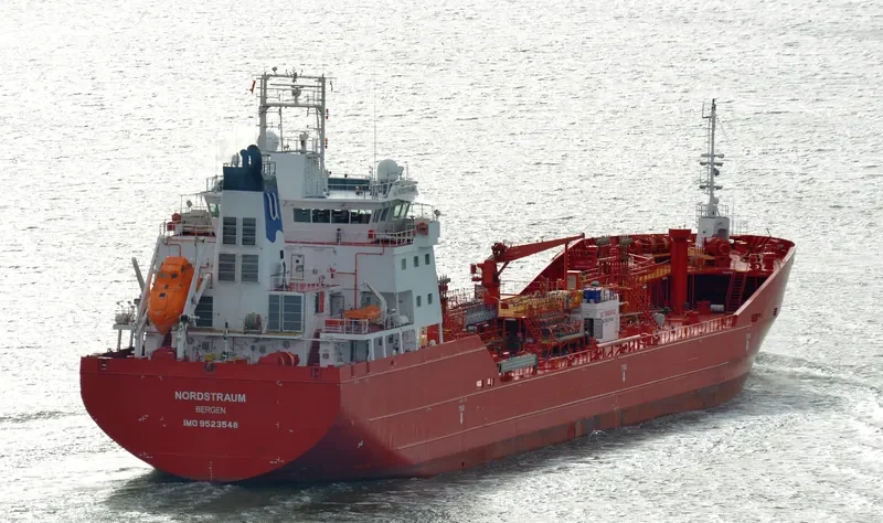 NORDSTRAUM Tanker IMO 9523548 photo 9