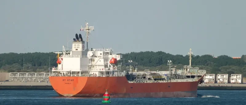 RT STAR Tanker IMO 9523835 photo 4