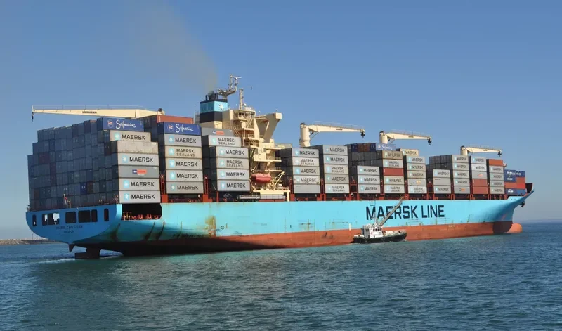 MAERSK CAPE TOWN Container Ship IMO 9525352 photo 3