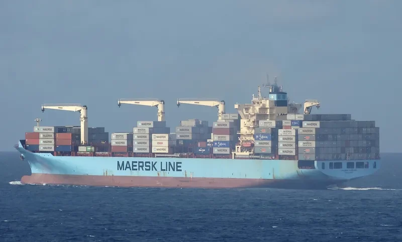 MAERSK CABINDA Container Ship IMO 9525493 photo 3