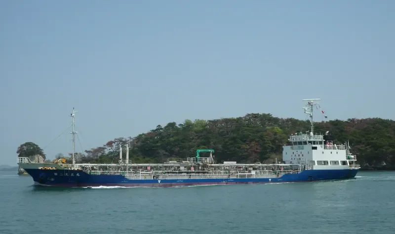 TENSHO NO.2 Tanker IMO 9526629 photo 3
