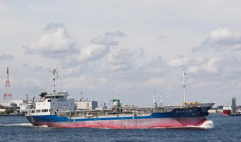 TENSHO NO.2 Tanker IMO 9526629 photo 5