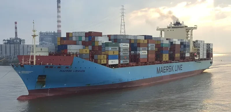 MAERSK LIRQUEN Container Ship IMO 9526887 photo 2