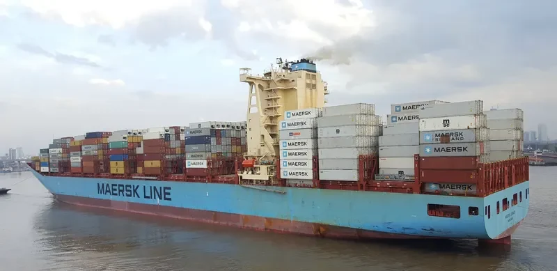 MAERSK LIRQUEN Container Ship IMO 9526887 photo 3
