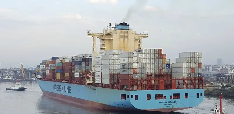 MAERSK LIRQUEN Container Ship IMO 9526887 photo 4