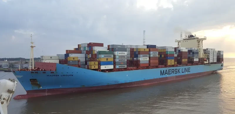 MAERSK LIRQUEN Container Ship IMO 9526887 photo 7