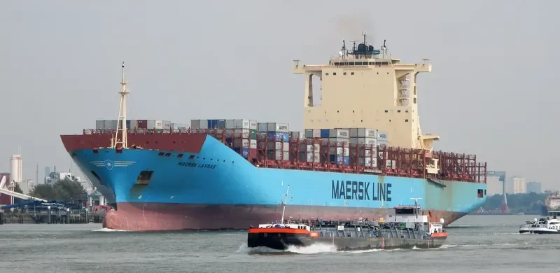 MAERSK LAVRAS Container Ship IMO 9526928 photo 6