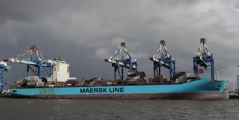 MAERSK LEBU Container Ship IMO 9526930 photo 2