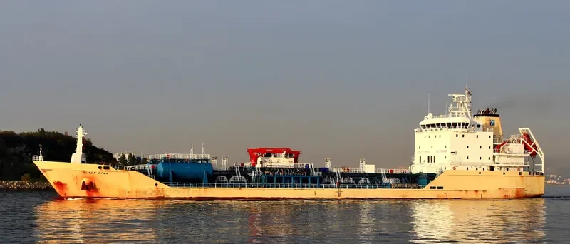 BLACK STAR Tanker IMO 9527776 photo 6