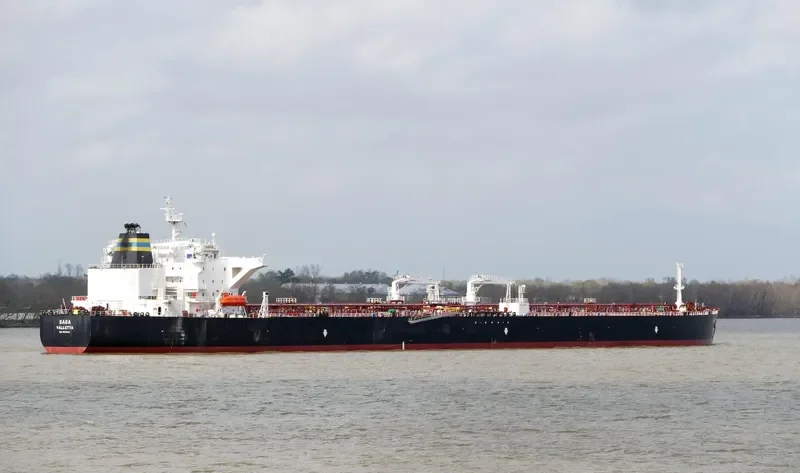SAGA Tanker IMO 9528031 photo 4