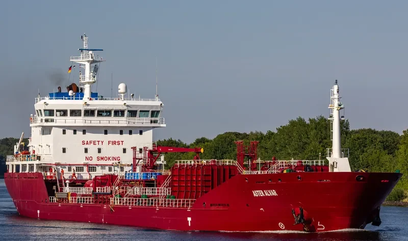 ASTER ALVAR Tanker IMO 9528902 photo 7