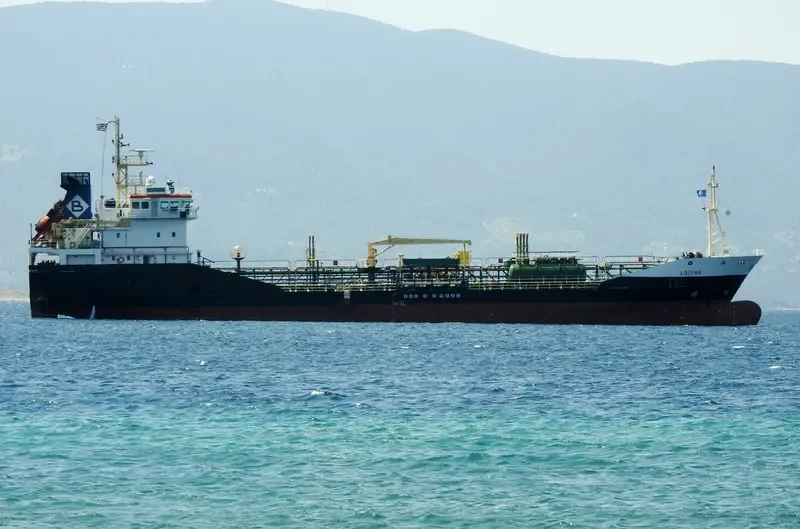 LOUTRO Tanker IMO 9531583 photo 7