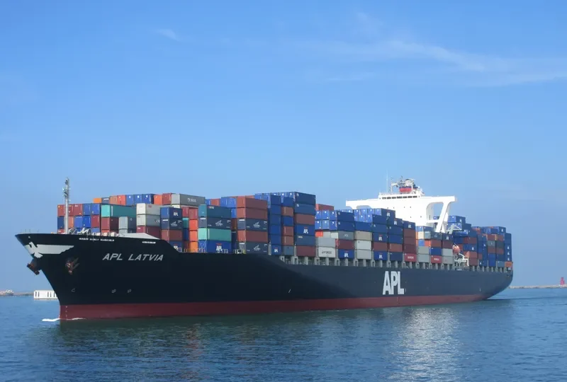 ANL GIPPSLAND Container Ship IMO 9532800 photo 4