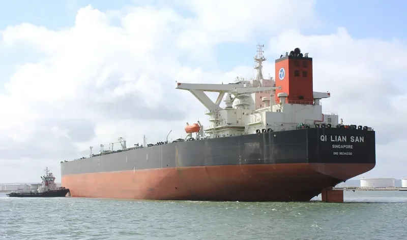 YASA SOUTHERN CROSS Tanker IMO 9534030 photo 3
