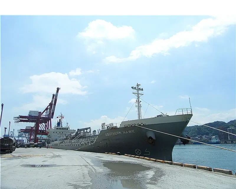 SOUTHERN HAWK Tanker IMO 9534901 photo 4