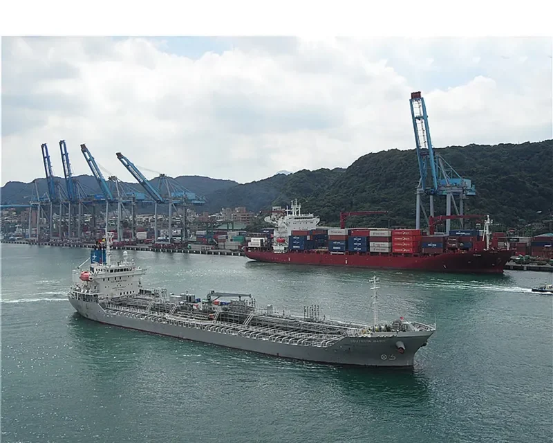 SOUTHERN HAWK Tanker IMO 9534901 photo 6