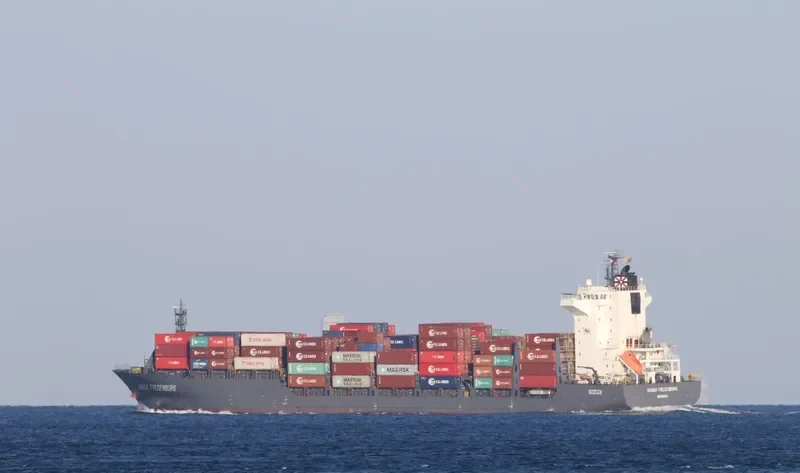 HANSA FRESENBURG Container Ship IMO 9535101 photo 6