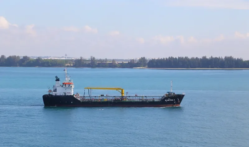 HANTEK 3 Tanker IMO 9536686 photo 2