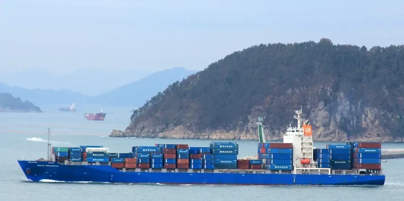 ST EVER Container Ship IMO 9536985 photo 6