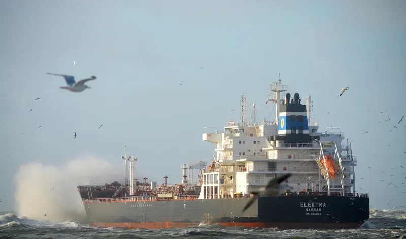 ELEKTRA Tanker IMO 9538153 photo 9