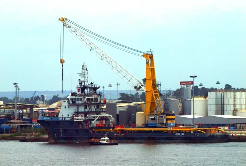 LEESE TIDE Offshore Vessel IMO 9539626 photo 2