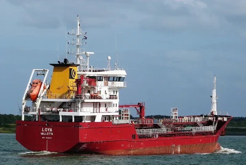 GLORIA C Tanker IMO 9540273 photo 5