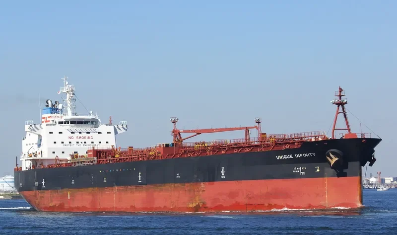 UNIQUE INFINITY Tanker IMO 9540833 photo 2