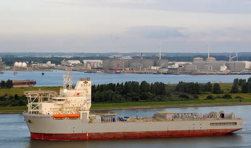 NOBLE GLOBETROTTER I General Cargo IMO 9540845 photo 8