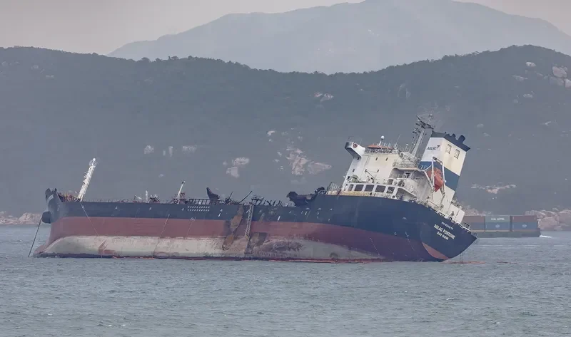C FORTUNE Tanker IMO 9541277 photo 10