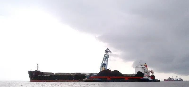 LILA SHANGHAI Bulk Carrier IMO 9541318