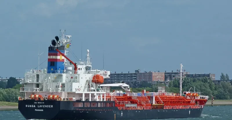BUNGA LAVENDER Tanker IMO 9542130 photo 5