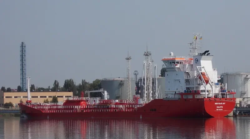 MED BLUE JAY Tanker IMO 9544346 photo 6