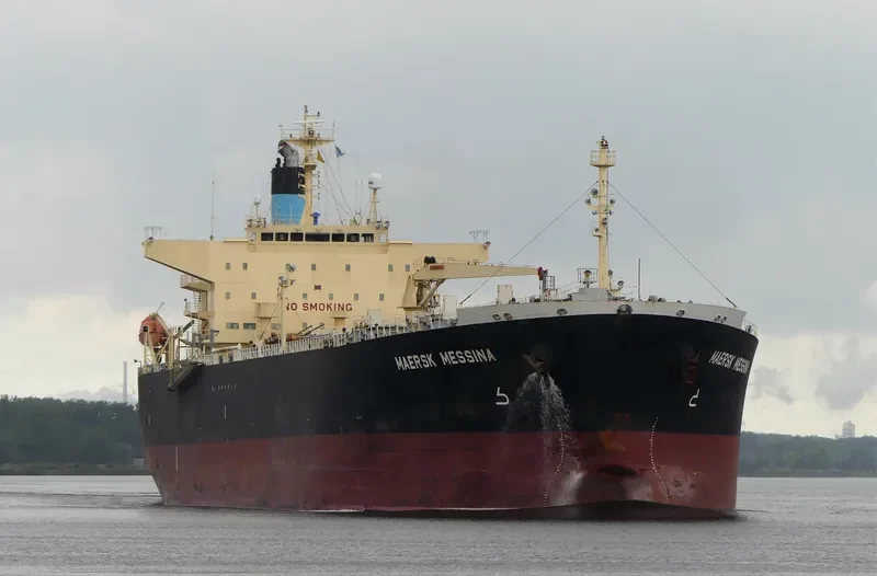 MAERSK MESSINA Tanker IMO 9544592 photo 7