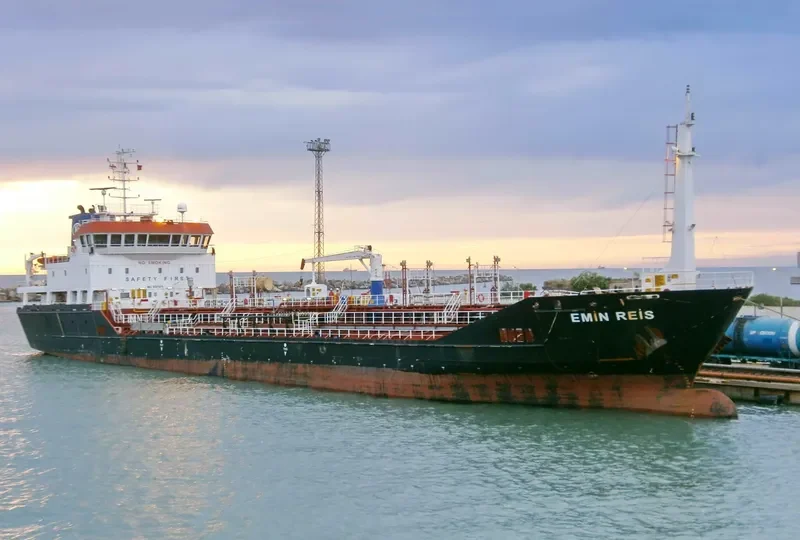 EMIN REIS Tanker IMO 9547570 photo 2