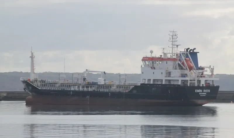 EMIN REIS Tanker IMO 9547570 photo 4