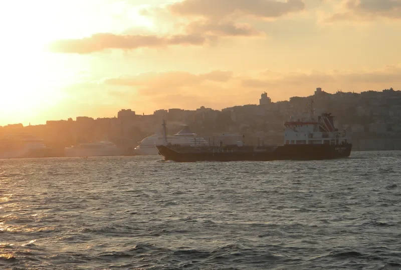 EMIN REIS Tanker IMO 9547570 photo 9