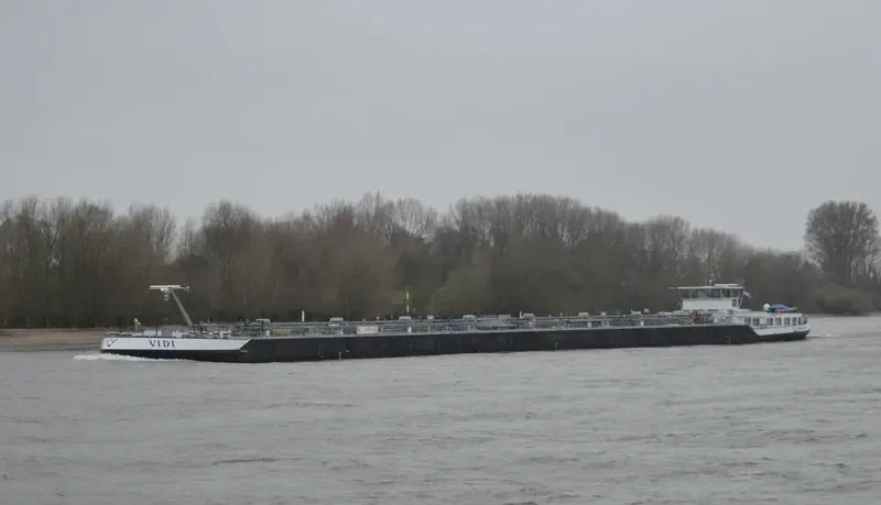 VIDI Tanker IMO 9549736 photo 6