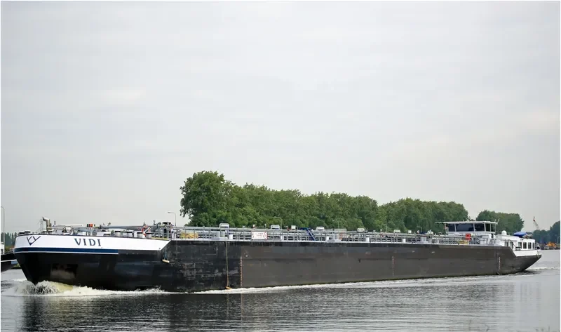 VIDI Tanker IMO 9549736 photo 8