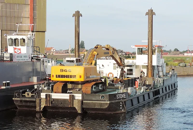 STOVE Offshore Vessel IMO 9549750 photo 7