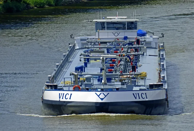 VICI Tanker IMO 9549918 photo 6