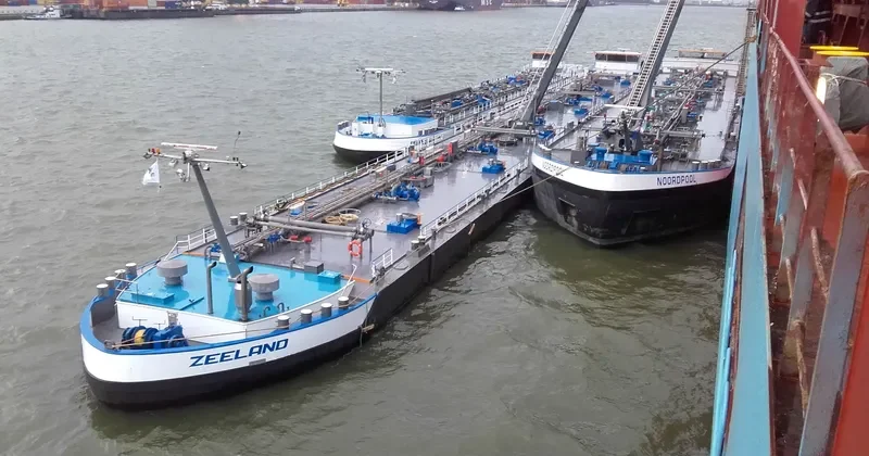 ZEELAND Tanker IMO 9549970 photo 5