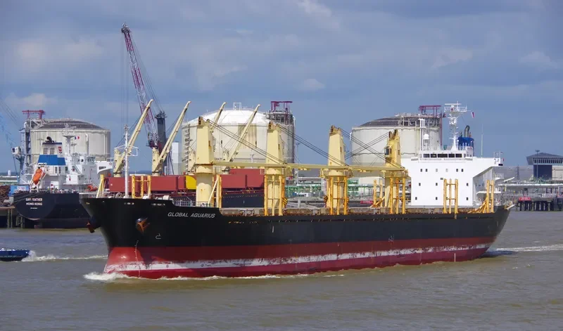 GLOBAL AQUARIUS Bulk Carrier IMO 9550436 photo 5