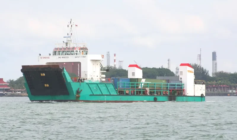 TOLL FIREFLY General Cargo IMO 9550723 photo 4