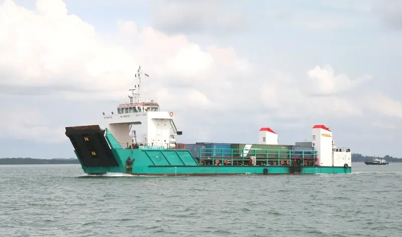 TOLL FIREFLY General Cargo IMO 9550723 photo 5