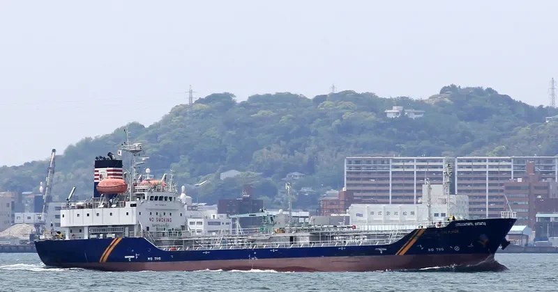 GRACE SULPHUR Tanker IMO 9552678 photo 4