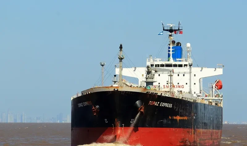 TOPAZ EXPRESS Tanker IMO 9552800 photo 4
