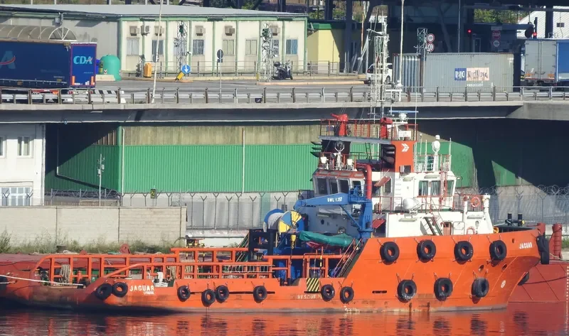 JAGUAR Offshore Vessel IMO 9558610 photo 3
