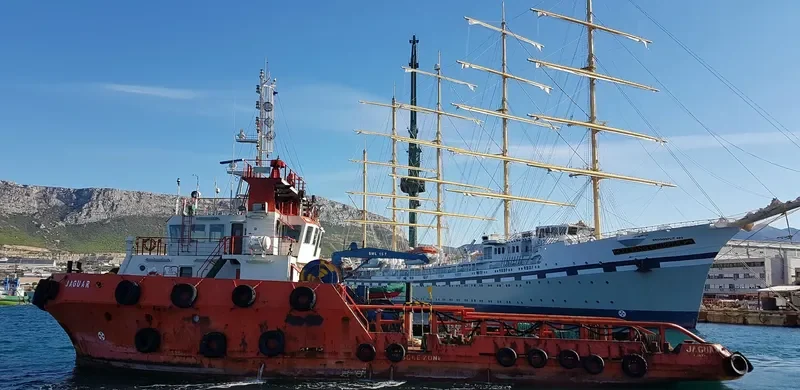 JAGUAR Offshore Vessel IMO 9558610 photo 10