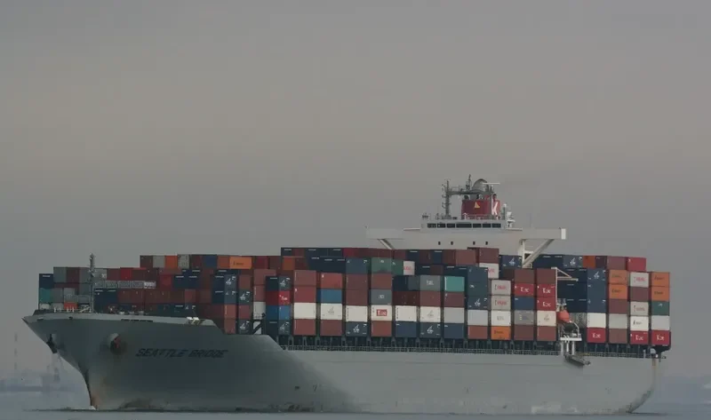 SEATTLE BRIDGE Container Ship IMO 9560352 photo 9